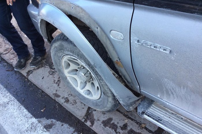 Ilustračný obrázok k článku Otĺkol auto, zbabelo ušiel: Žiarčan Slavomír prosí o pomoc, nevideli ste tento incident? FOTO