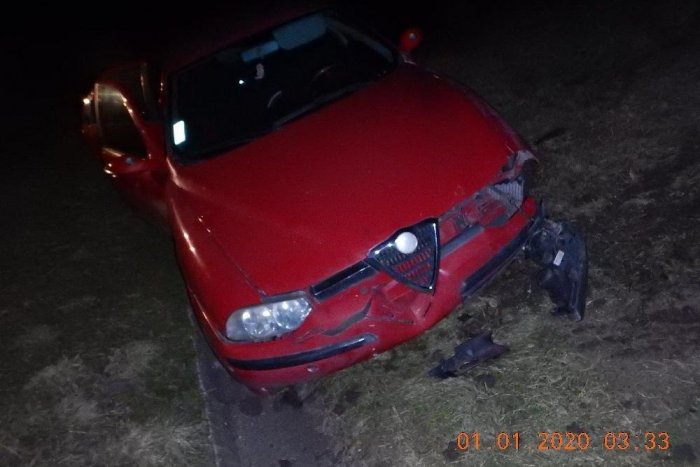 Ilustračný obrázok k článku Prvá nehoda v roku pod taktovkou alkoholu: Vodič (45) pri Žarnovici takto nabúral, FOTO